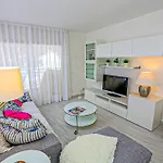 Versalles - Only Families Apartment *